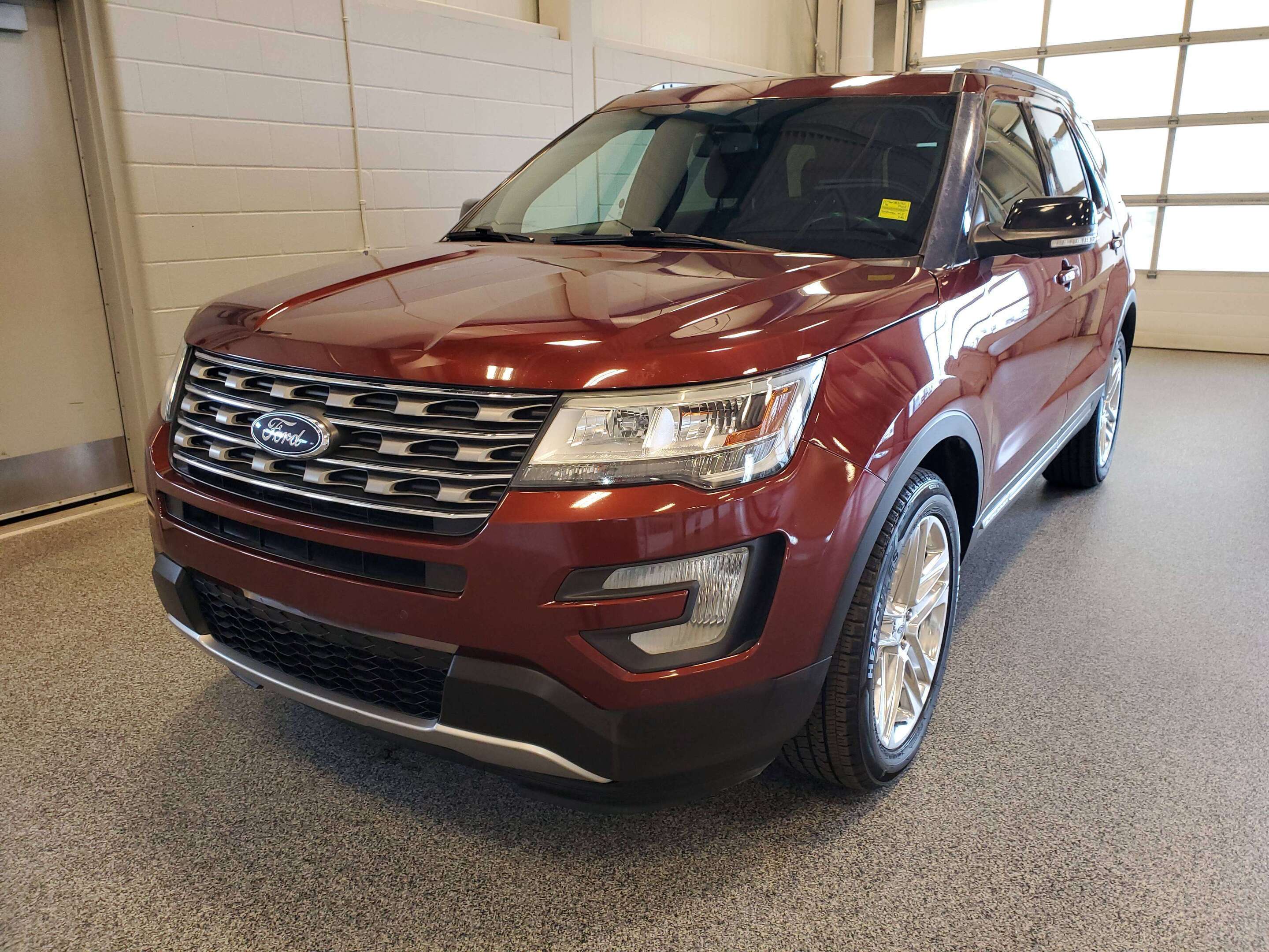 2016 Ford Explorer