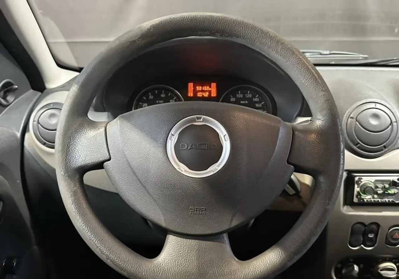 Dacia Sandero Sandero — photo 13