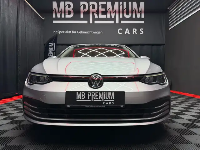 Volkswagen Golf view 6