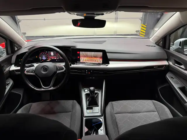 Volkswagen Golf view 20