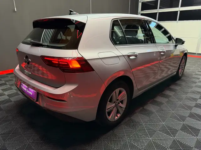 Volkswagen Golf view 19