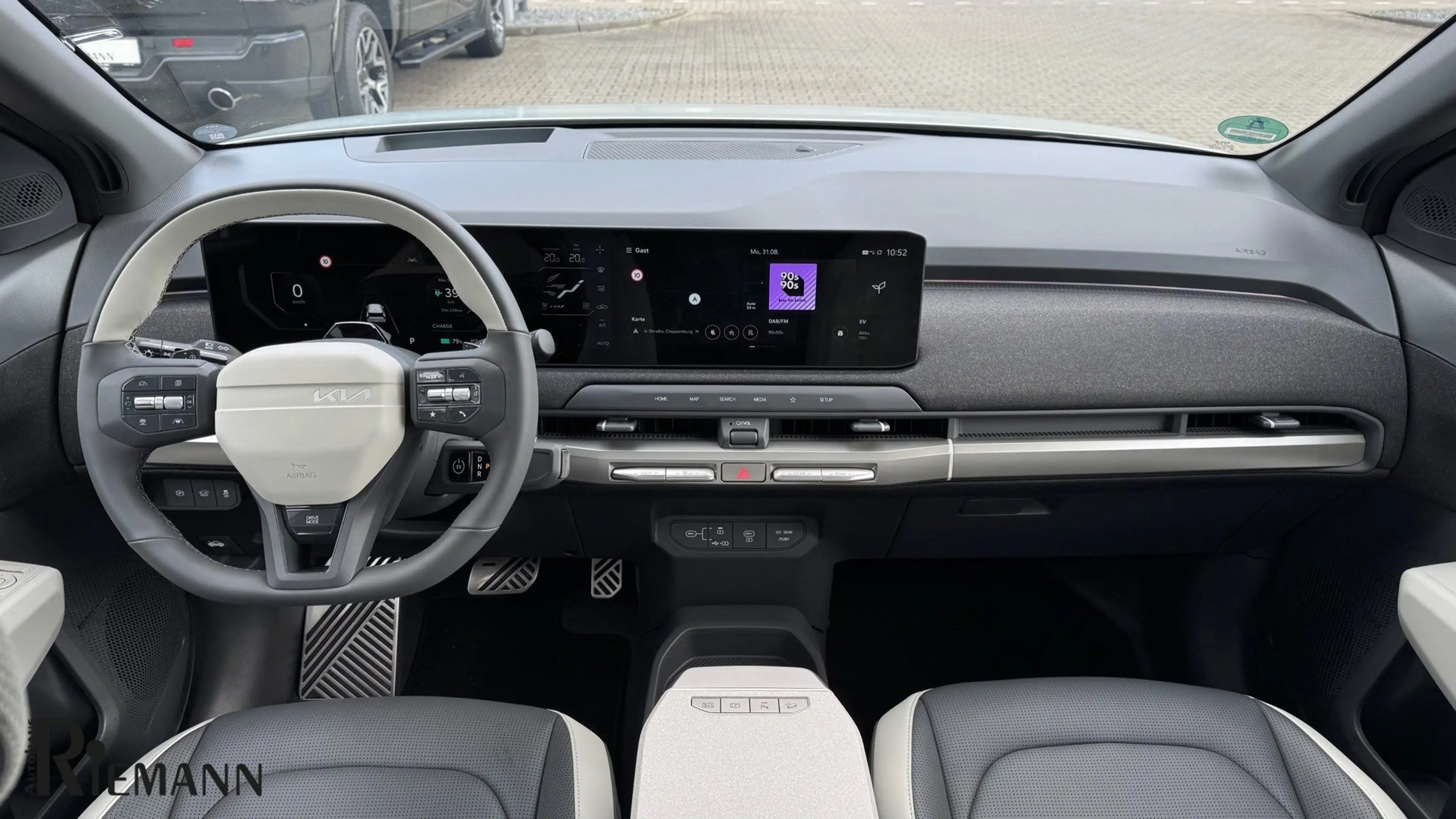 Kia EV3 81,4-kWh GT-Line + Komfort-Paket MJ26 — photo 8