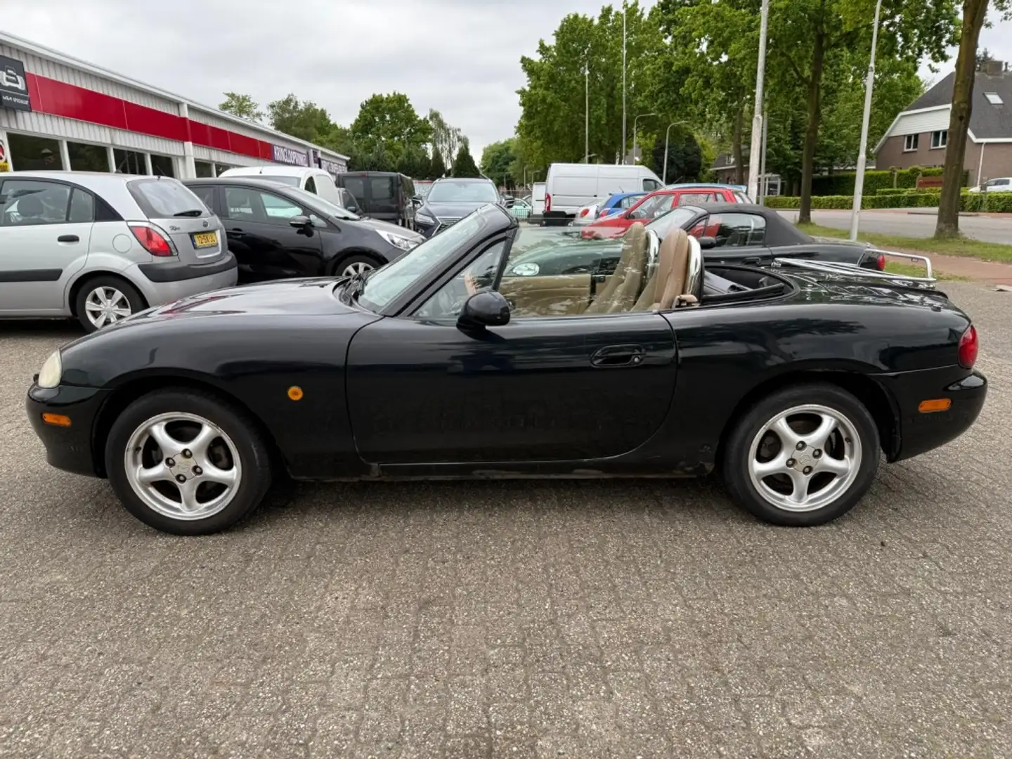 Mazda MX-5 1.6i Exclusive Zwart - 2
