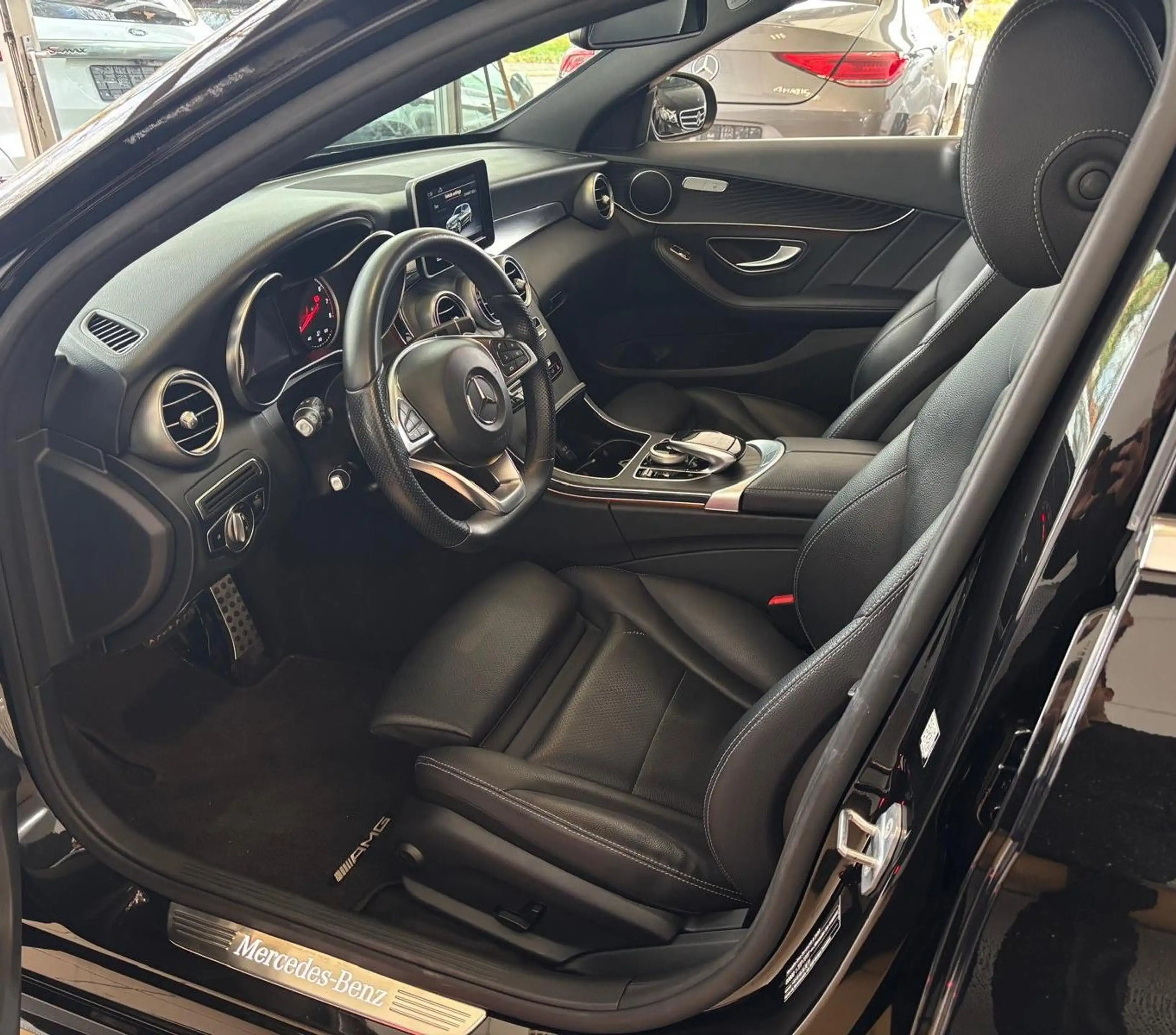 Mercedes-Benz C 250 T CGI AMG-Line LED Kamera 8-Fach Totwinkelass. — photo 13