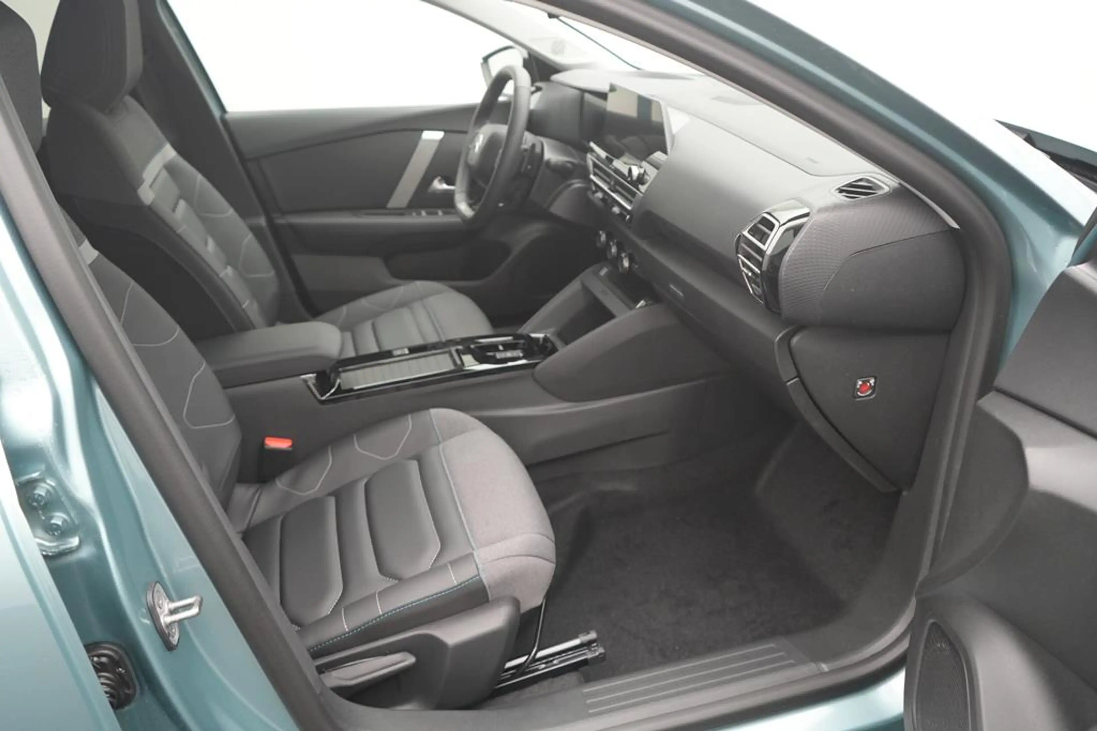 Citroen C4 1.2 PureTech 130 Max Stop& EAT — photo 8