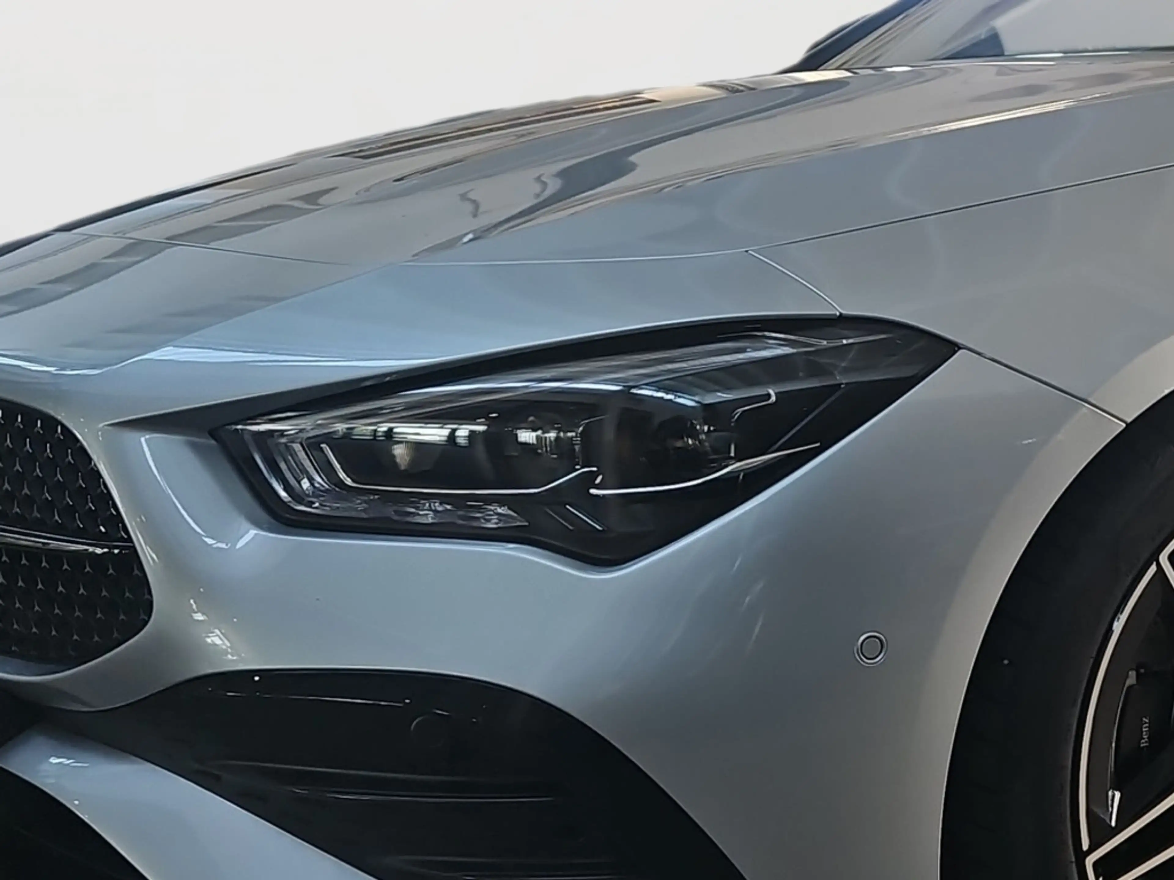 Mercedes-Benz CLA 200 Coupé AMG Night AHK Pano LED 360 Memory — photo 5