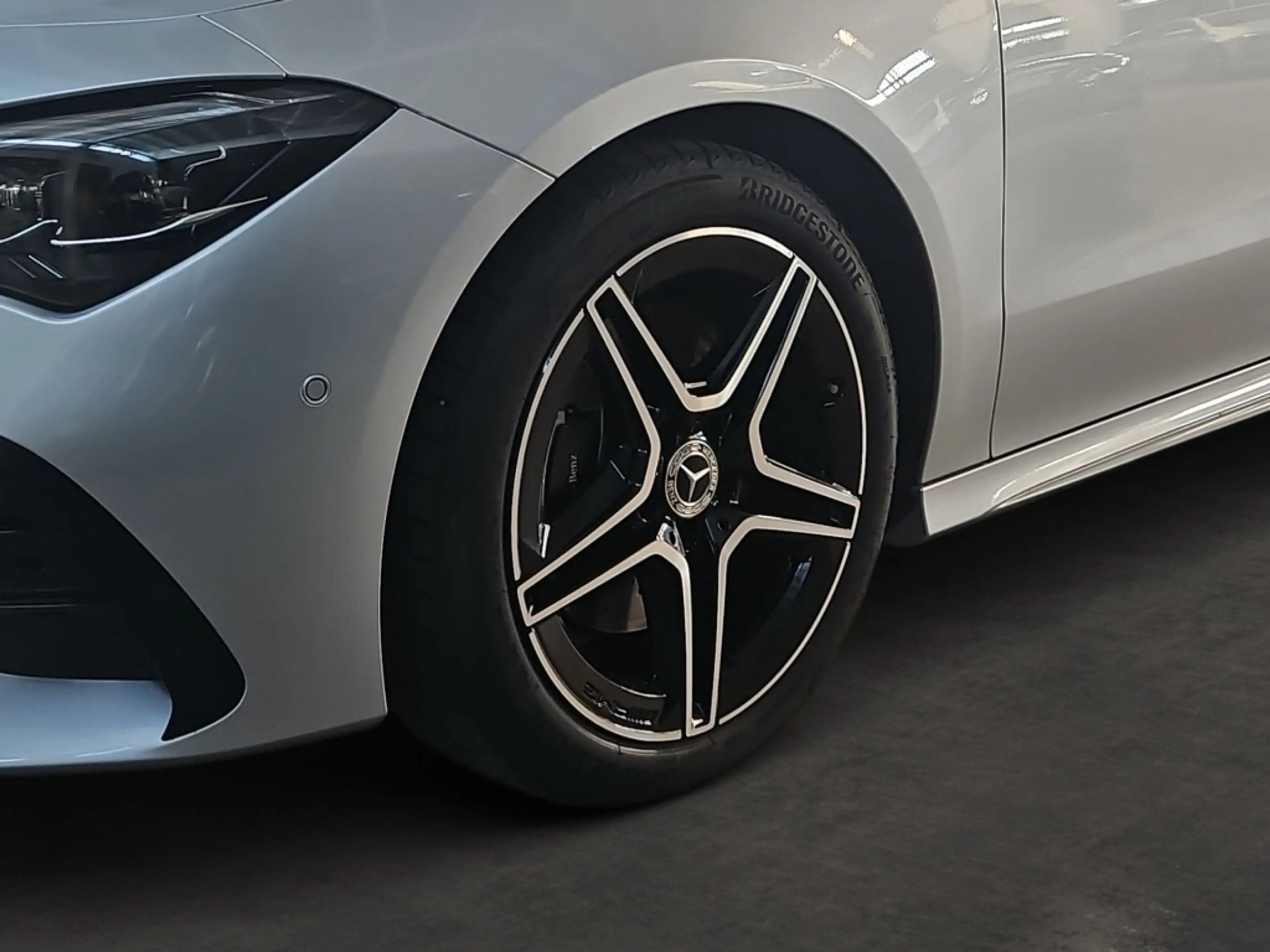 Mercedes-Benz CLA 200 Coupé AMG Night AHK Pano LED 360 Memory — photo 6