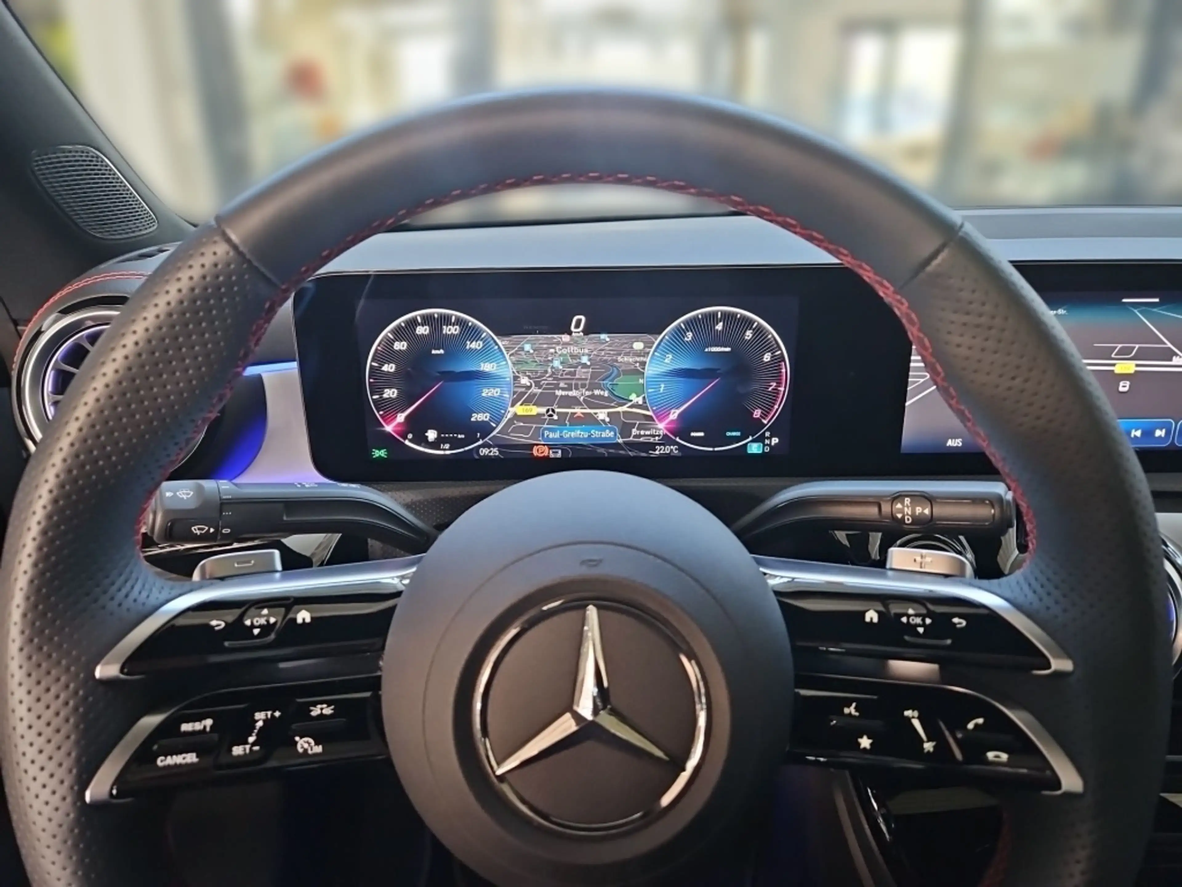 Mercedes-Benz CLA 200 Coupé AMG Night AHK Pano LED 360 Memory — photo 8