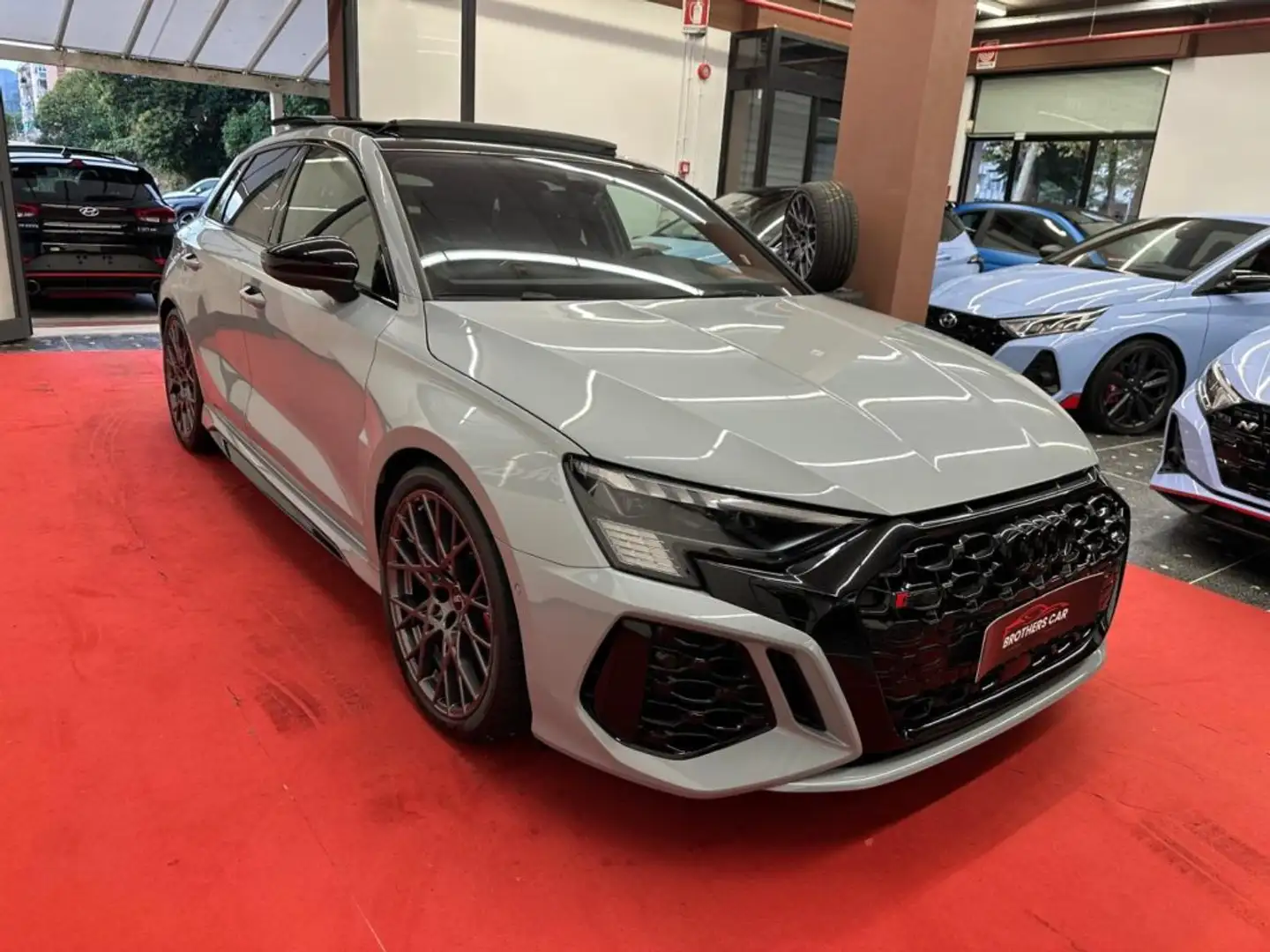 Audi RS3 1 OF 300 GUSCI - RS PACK - TETTO Grigio - 2