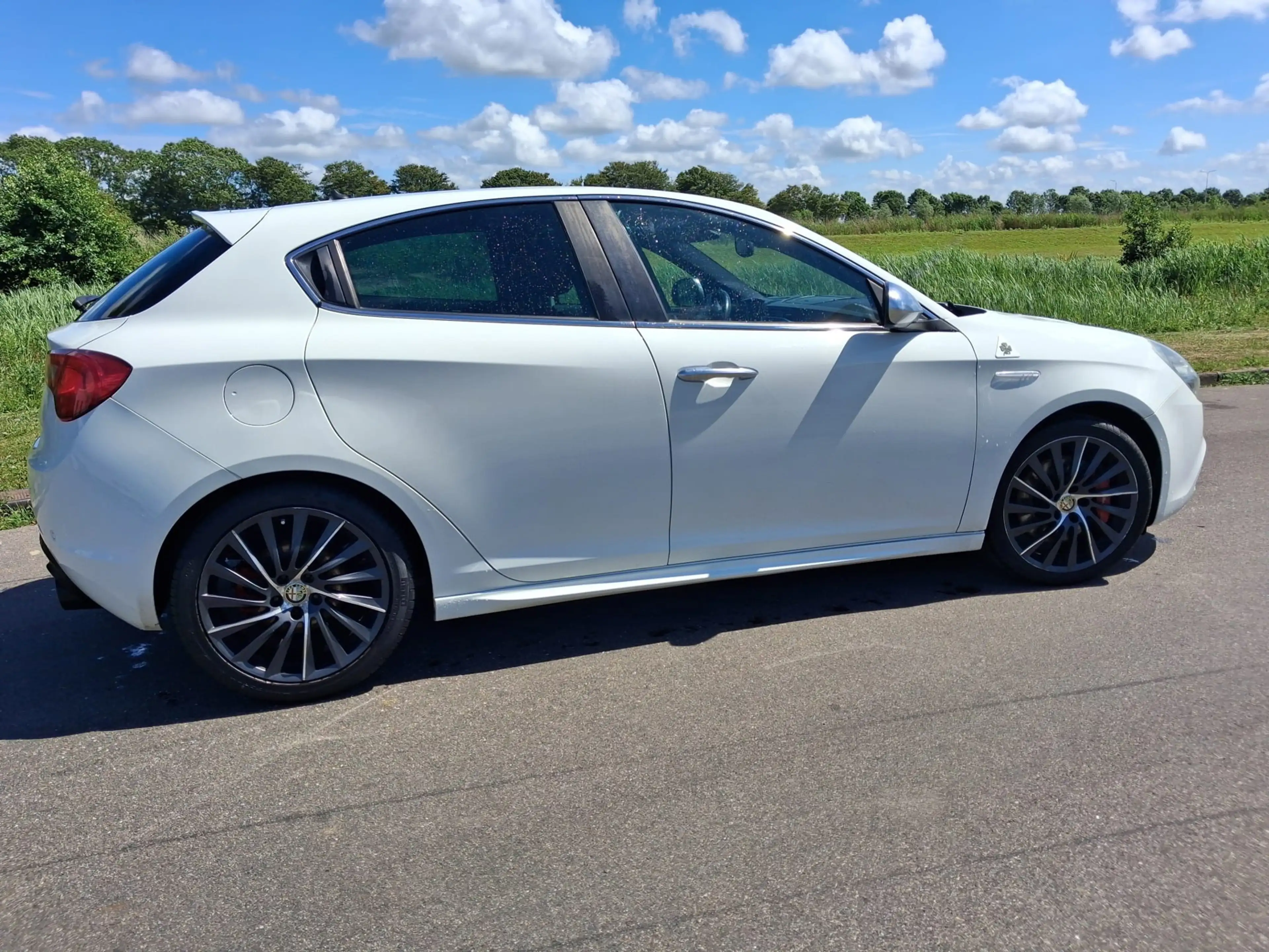 Alfa Romeo Giulietta 1.7 TBi Quadrifoglio Verde BJ 2011 — photo 7