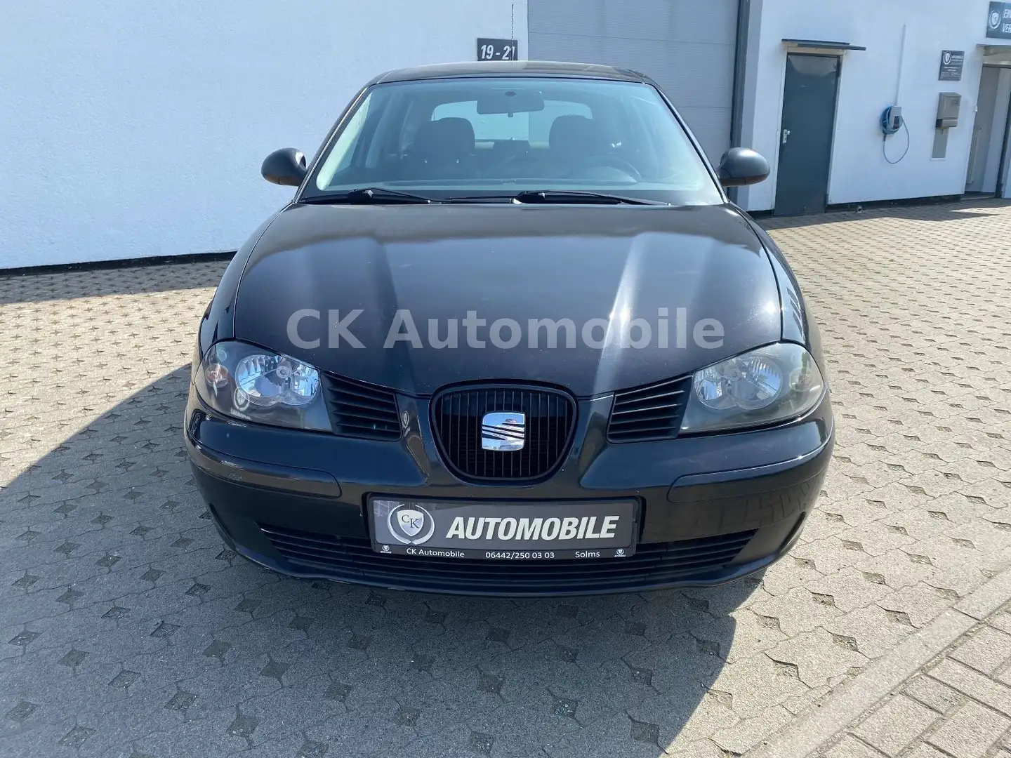 SEAT Ibiza 5-trg. Reference 1.4 Benzin Schwarz - 2