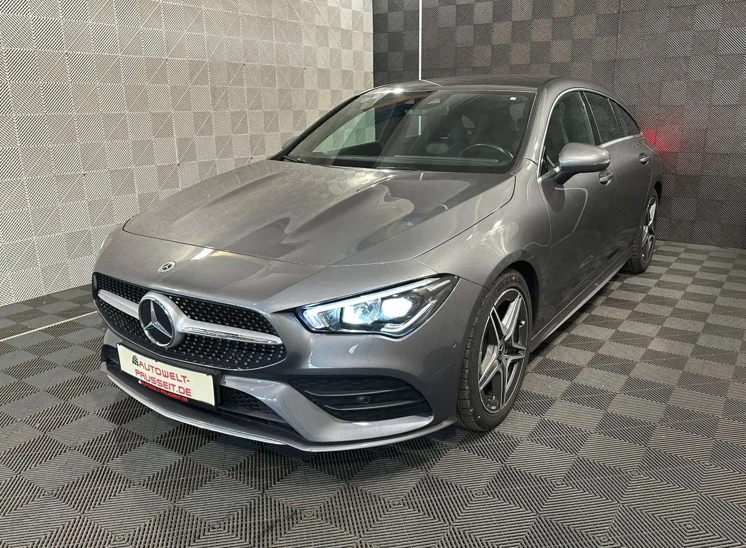 Mercedes-Benz Sonstige CLA 200 SB*AMG LINE*LED-MBUX-NAVI-SHZ-APPLE-18" Grau - 2
