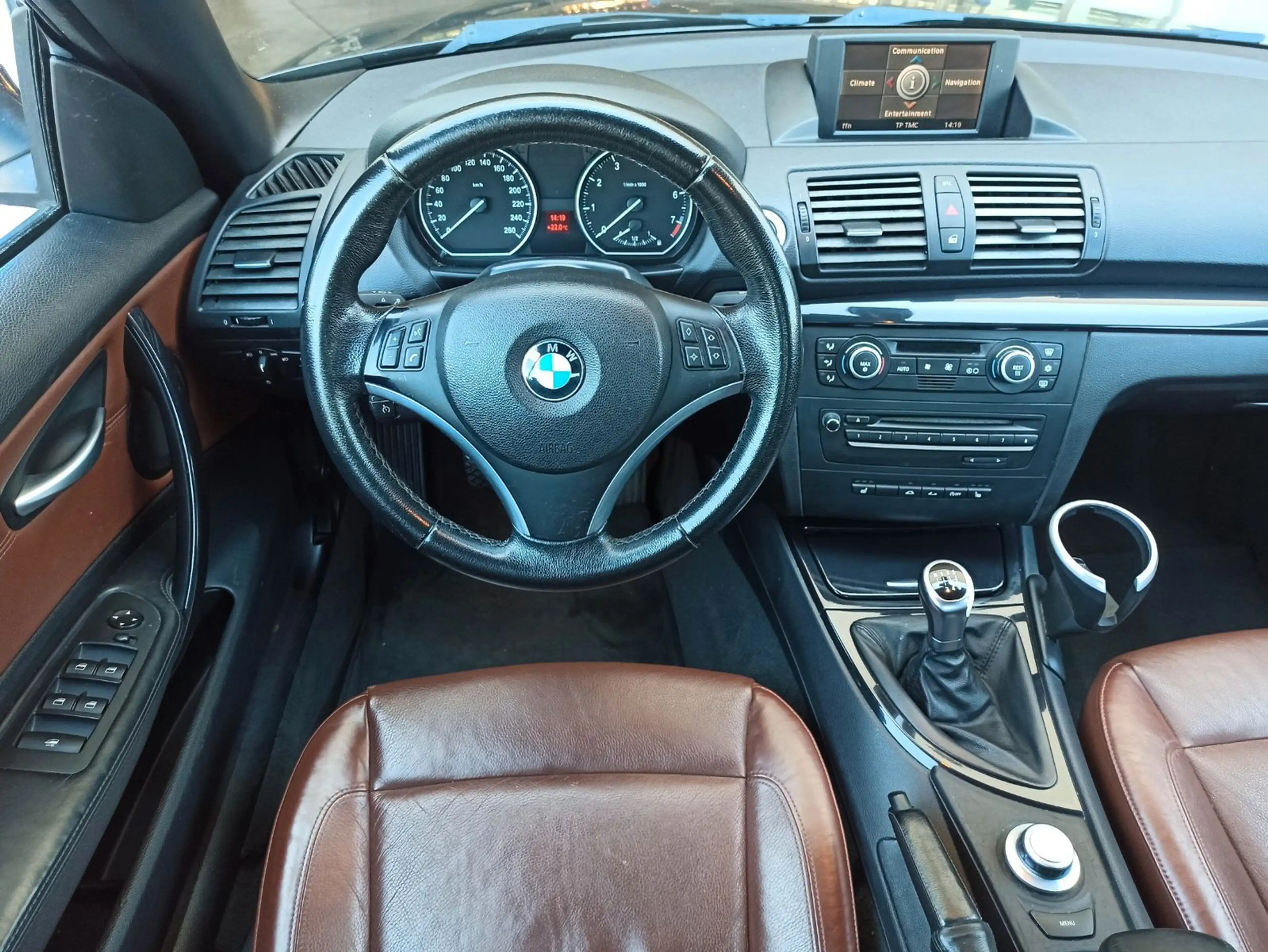 BMW 120 Baureihe 1 Cabrio 120i — photo 15