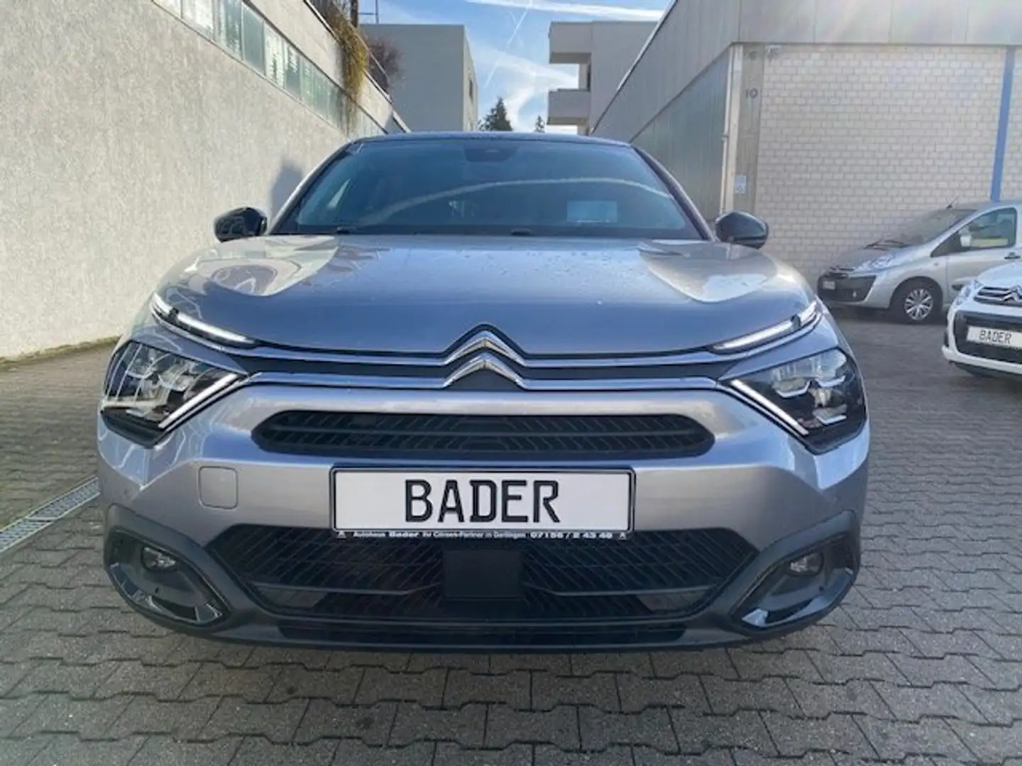 Citroen C4 e Shine 136 Automatik SD HiFi Leder Grau - 2