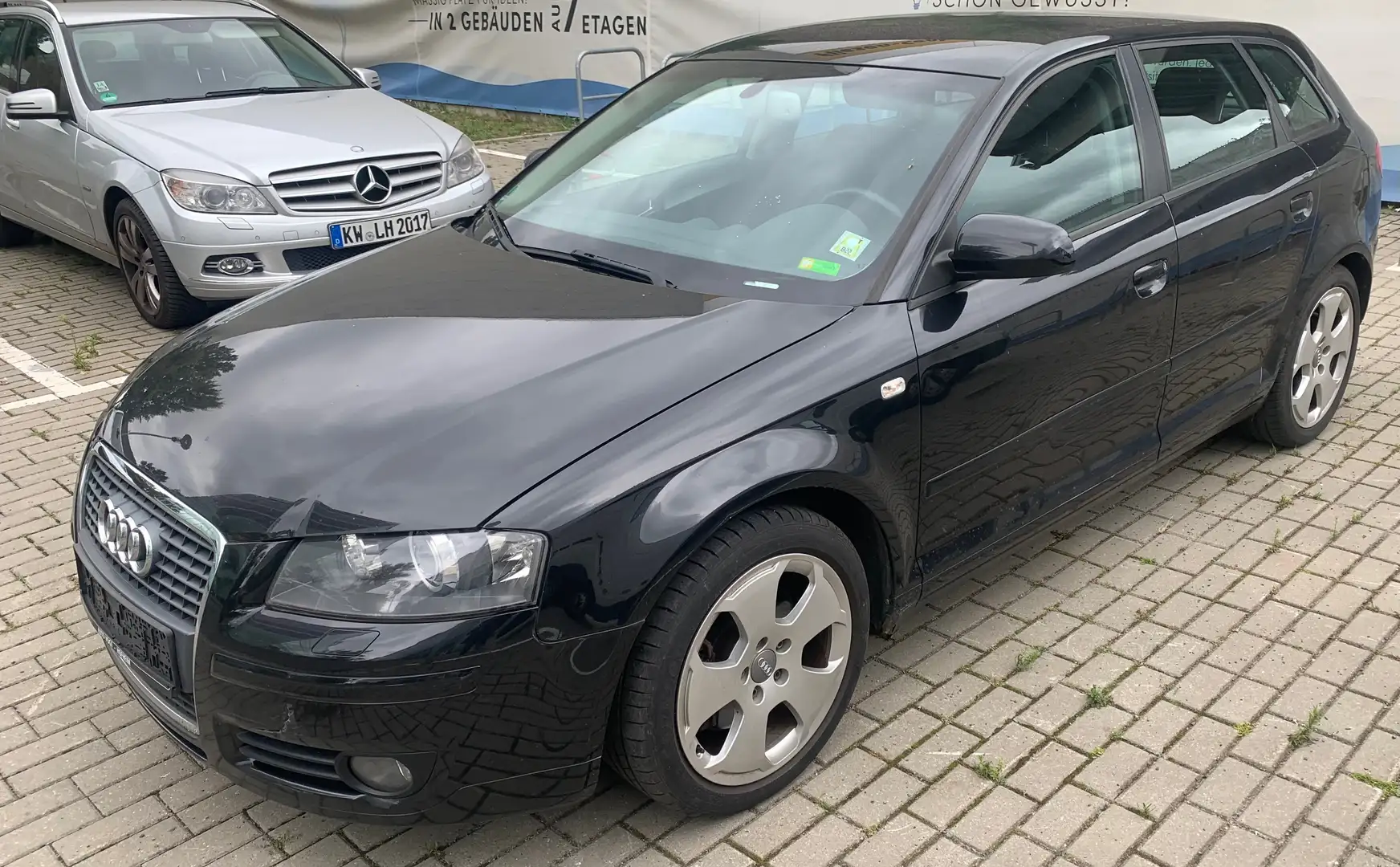 Audi A3 2.0 TDI Ambition (125kW) Automatik DSG xenon Schwarz - 2