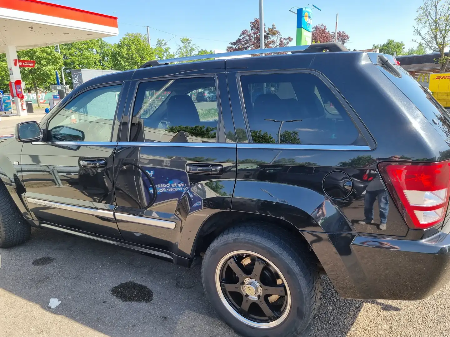 Jeep Grand Cherokee 3.0 CRD Automatik DPF Overland Schwarz - 1