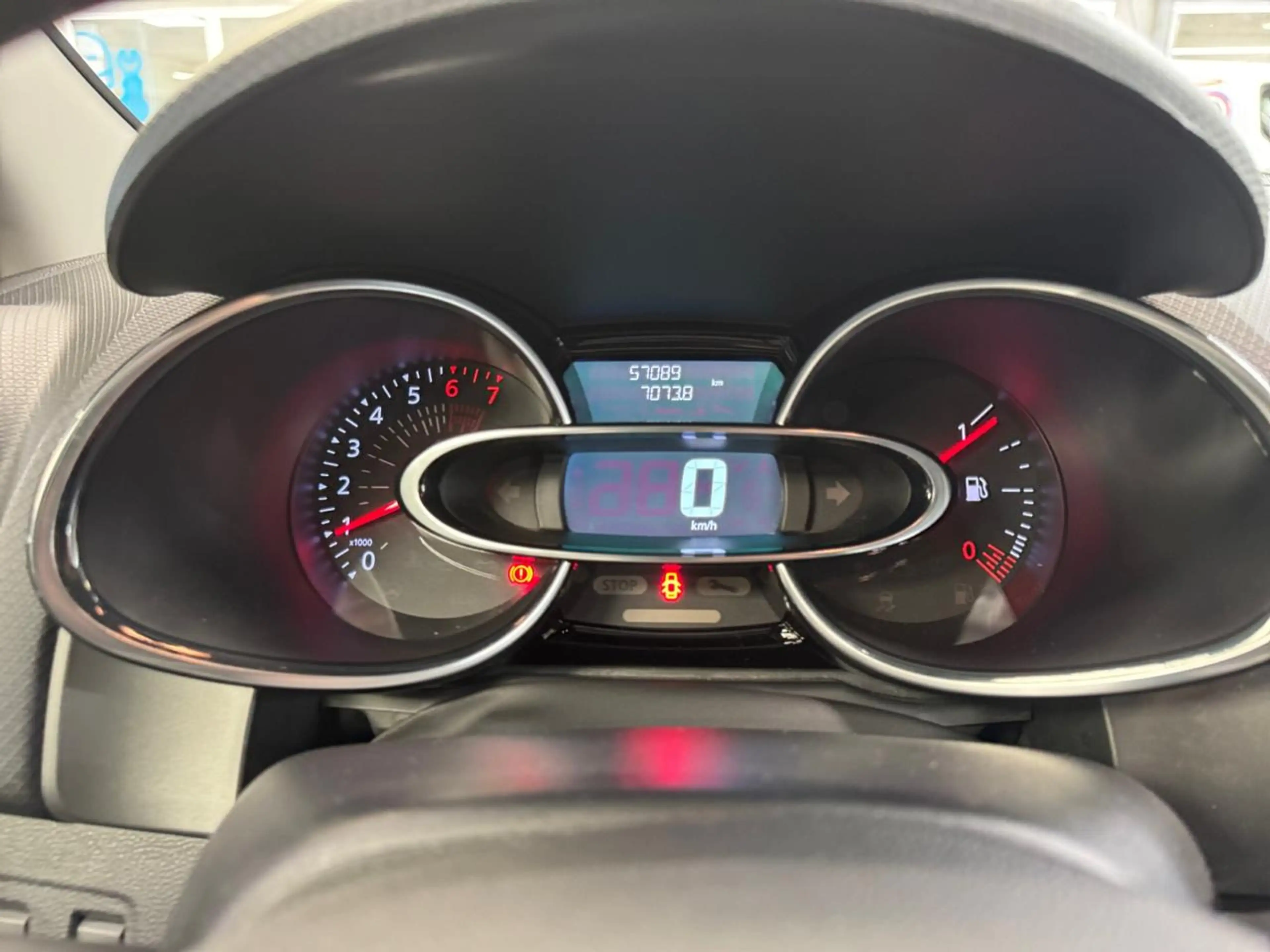 Renault Clio Clio 0.9 TCe Zen (EU6c) — photo 14
