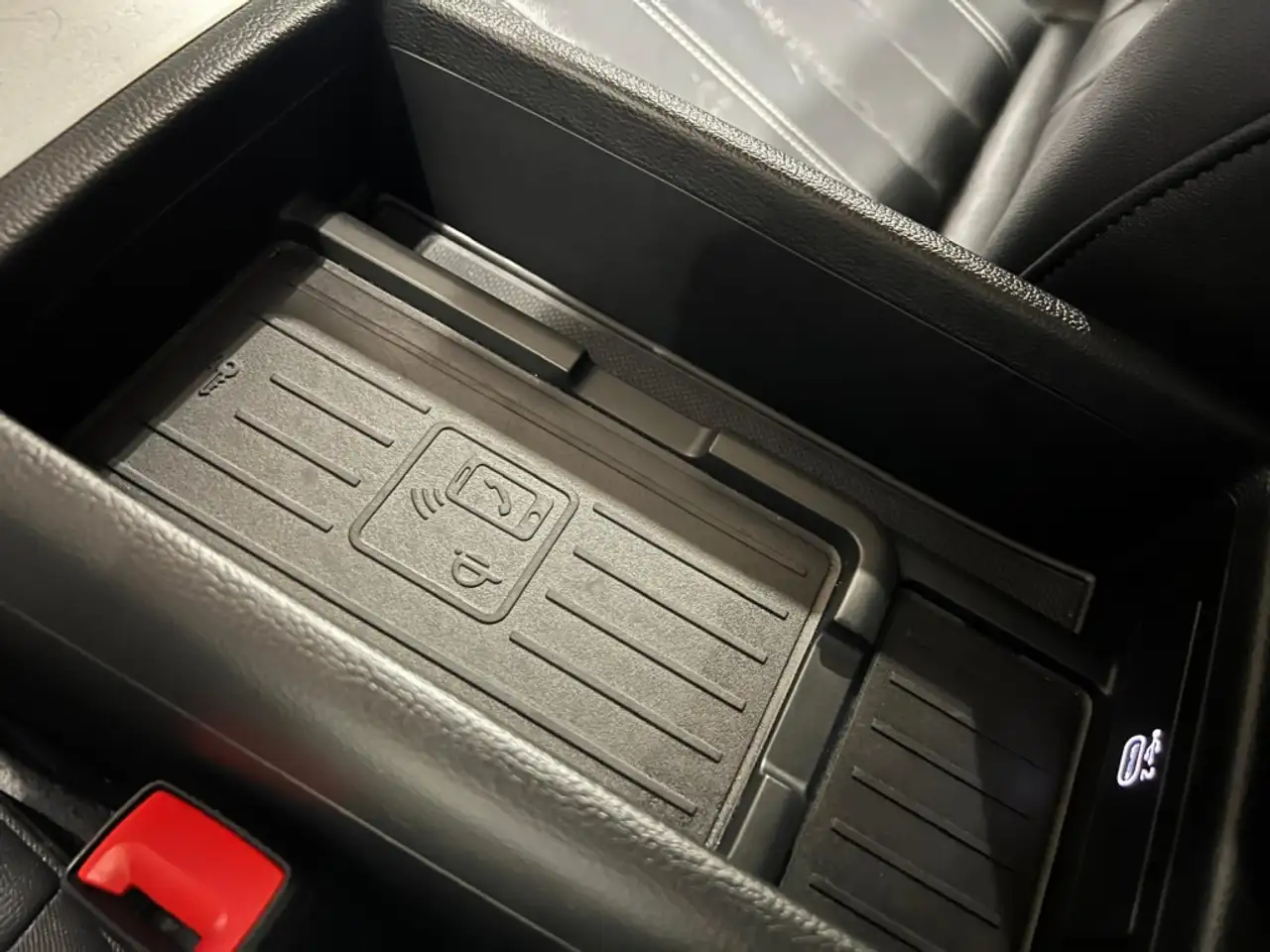 Audi A4 снимка Audi A4