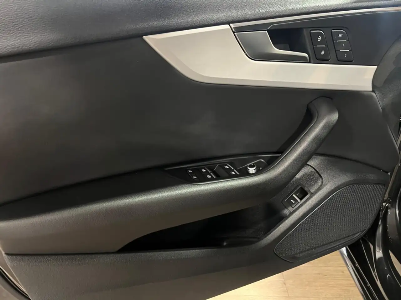Audi A4 снимка Audi A4