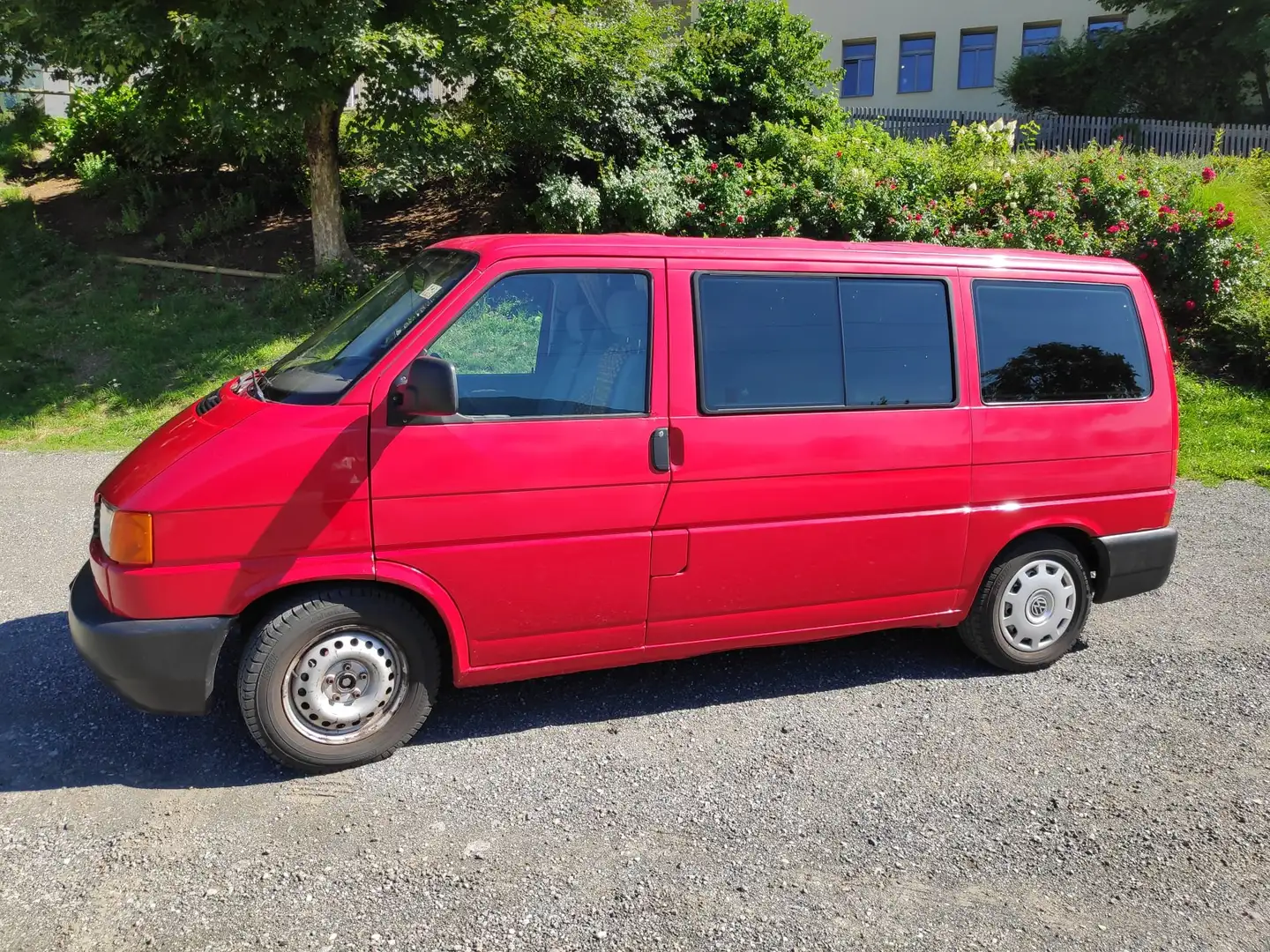 Volkswagen T4 Caravelle Camper, gültiges Pickerl, 2,5 TDI Rot - 2