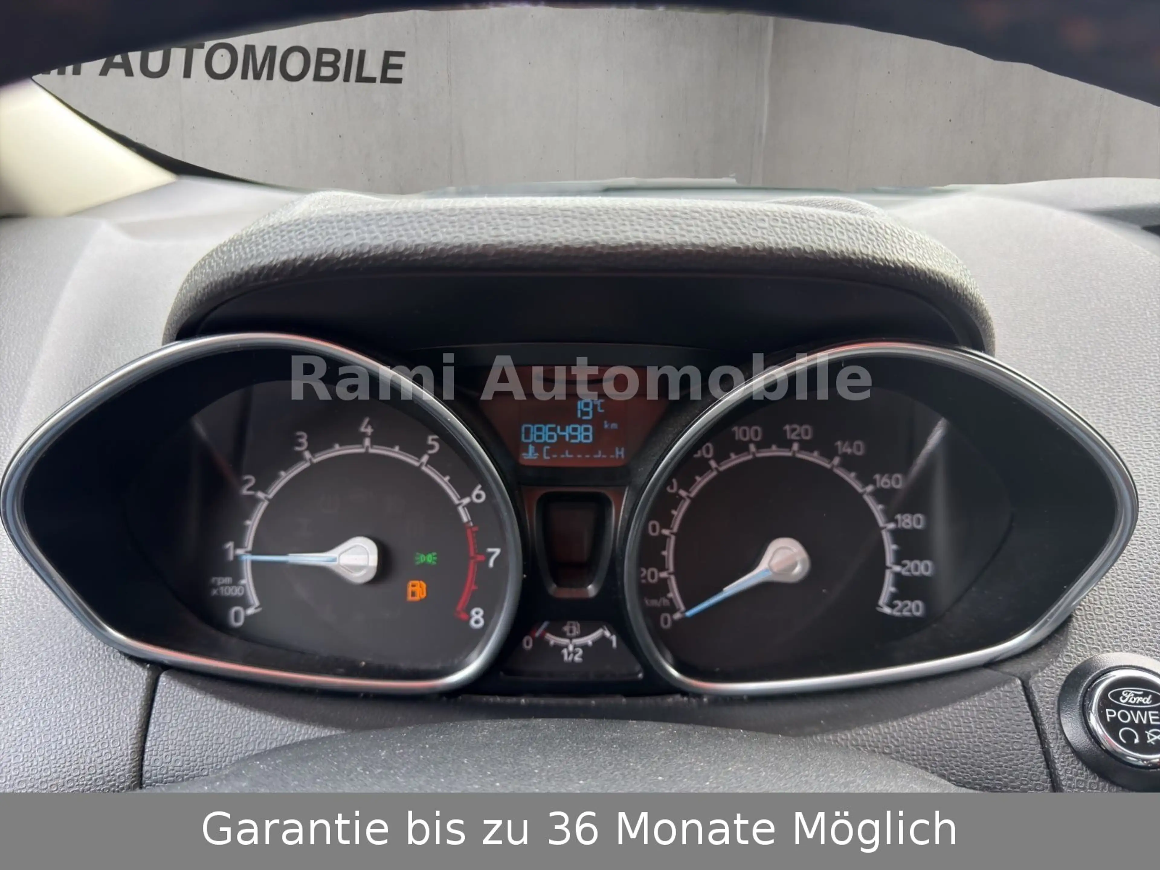 Ford EcoSport Titanium //Service Neu//Tüv Neu// — photo 15