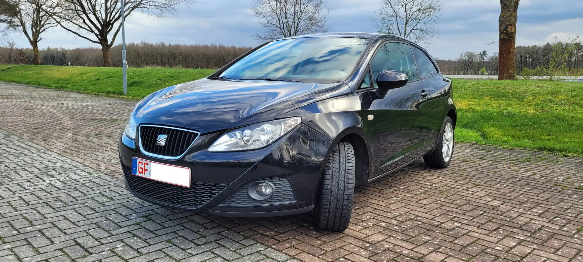 SEAT Ibiza 16V Sport INSPEKTION&TÜV NEU Schwarz - 2