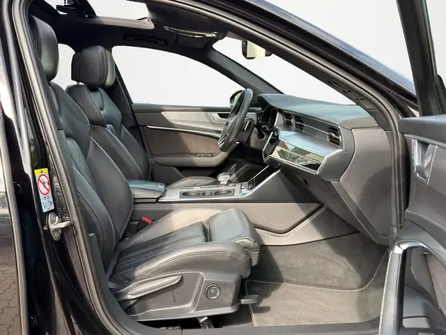 Audi A6 view 15