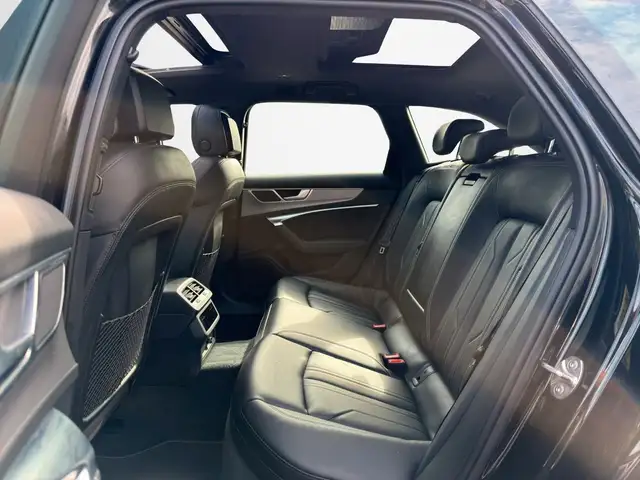 Audi A6 view 13