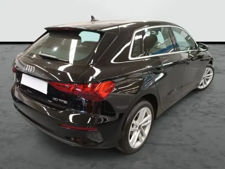 Audi A3 2022, foto 2