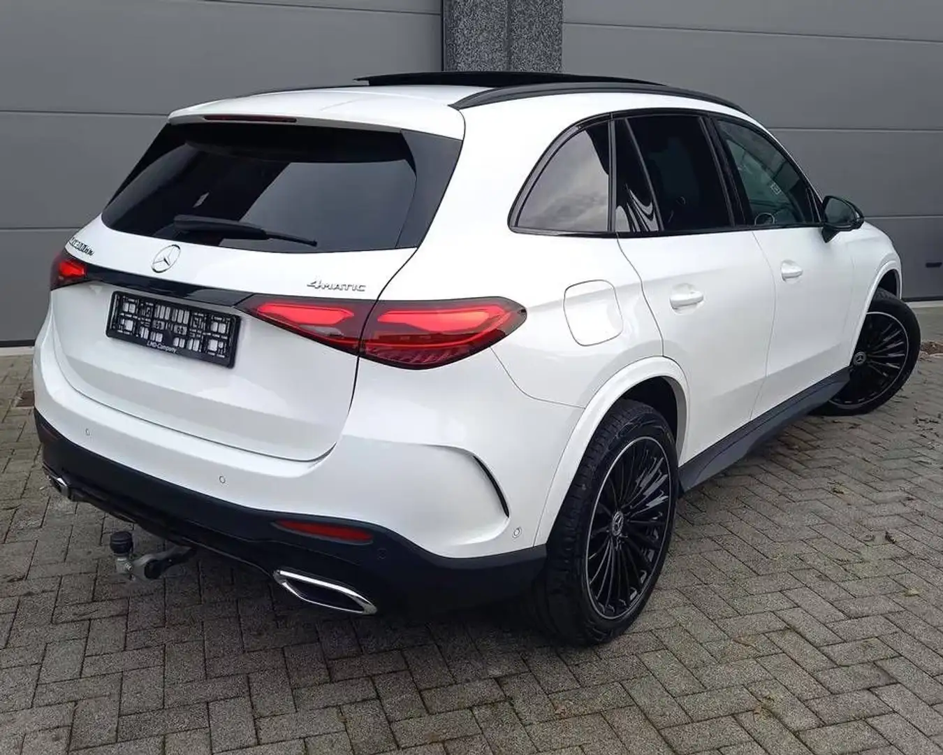 Mercedes-Benz GLC 300 300 de 4M 9G-DCT CAM360*PANO*20 Weiß - 2