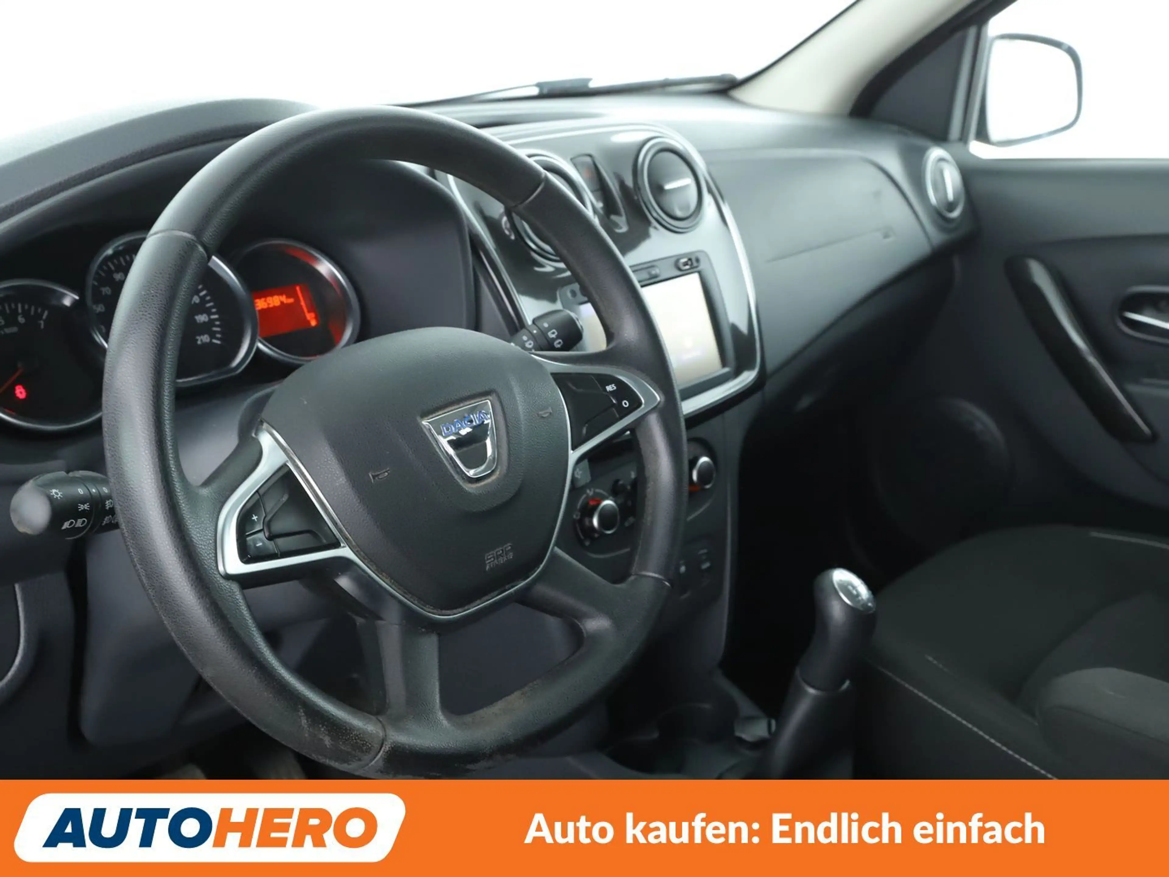 Dacia Logan 1.0 SCe Comfort*NAVI*TEMPO*CAM*PDC*KLIMA*GARANTIE* — photo 11