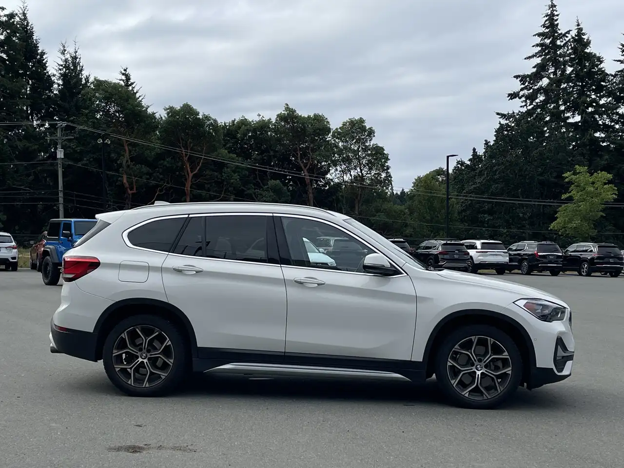 BMW X1 photo BMW X1