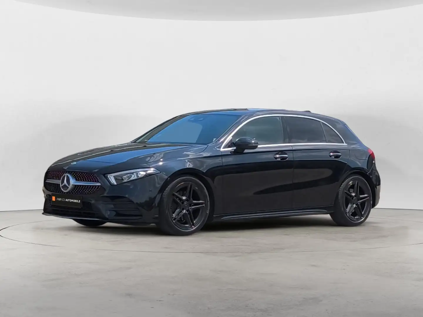 Mercedes-Benz A 200 AUTO - PACK AMG - GARANTIE MERCEDES 12/2026 Zwart - 2