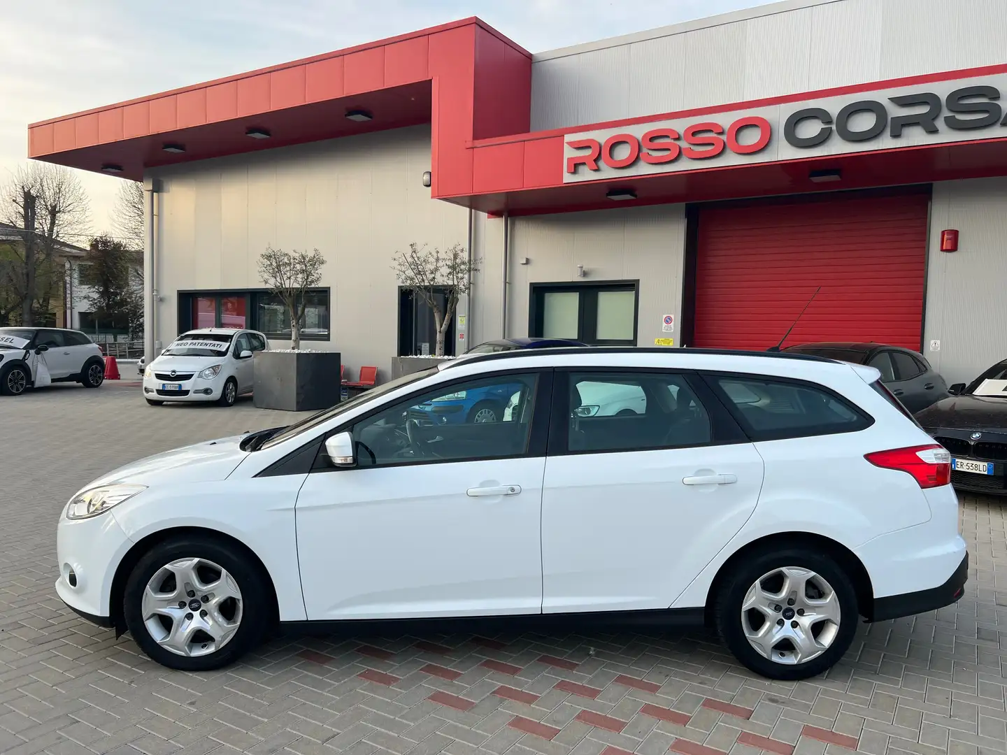 Ford Focus SW 1.0 ecoboost Plus UNIPRO Wit - 2