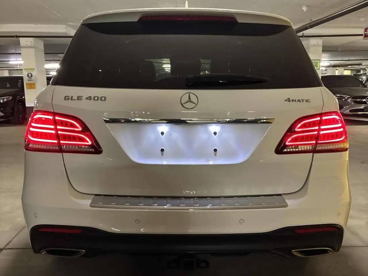 Mercedes-Benz GLE снимка Mercedes-Benz GLE