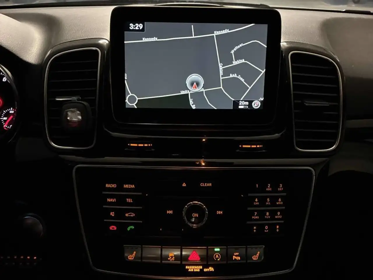 Mercedes-Benz GLE снимка Mercedes-Benz GLE