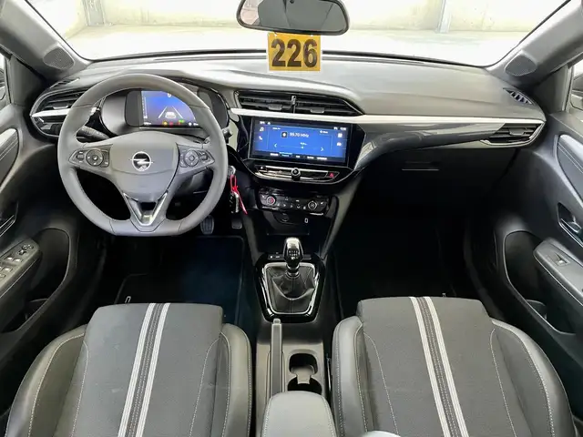 Opel Corsa view 10