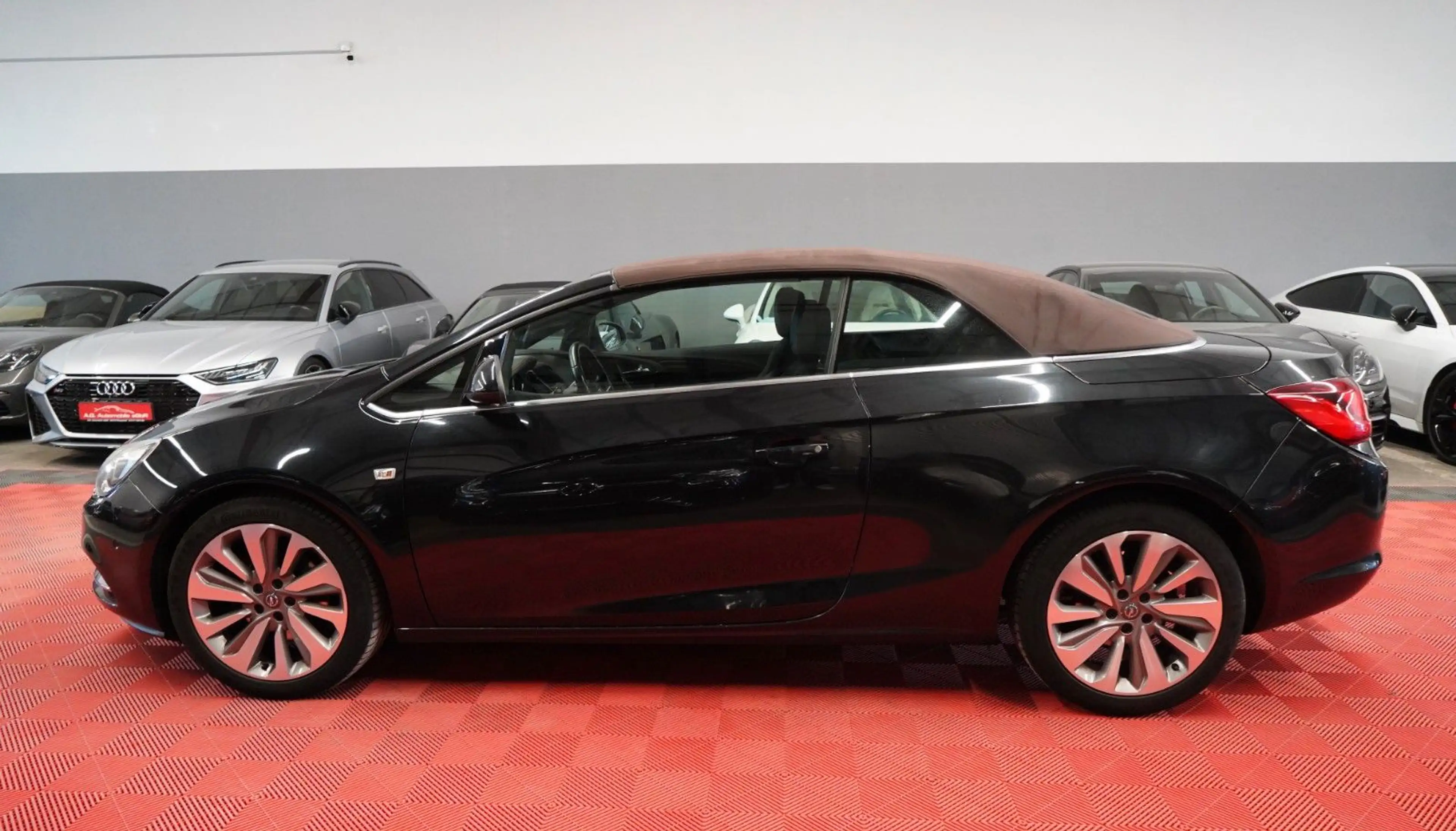 Opel Cascada 1.6 Turbo Innovation ecoFlex Unfallfrei — photo 12