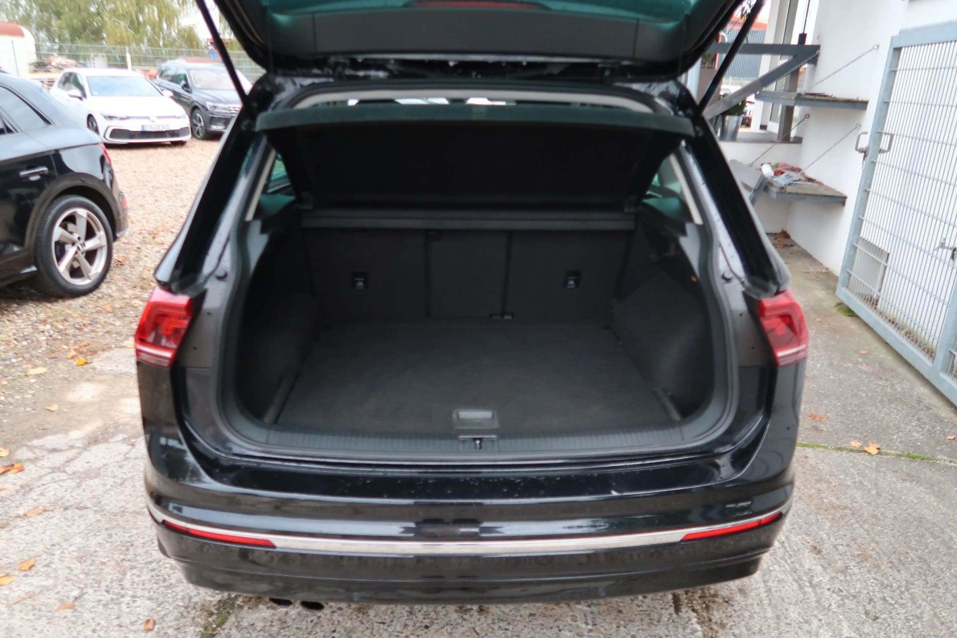 Volkswagen Tiguan Highline 4Motion|2.0 TDI|DSG|Virtual|ACC| — photo 4
