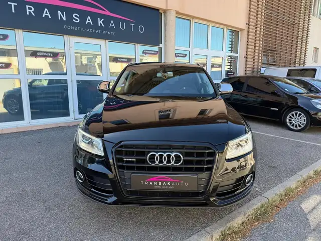 Audi Q5 view 2