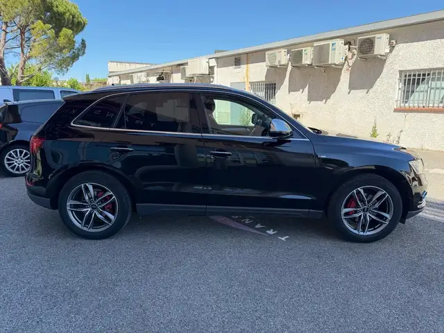 Audi Q5 view 4