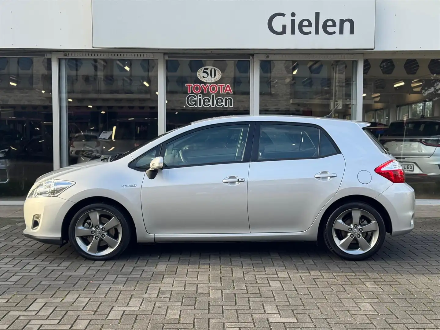 Toyota Auris 1.8 Full Hybrid Executive | Eerste eigenaar, Trekh Gris - 2