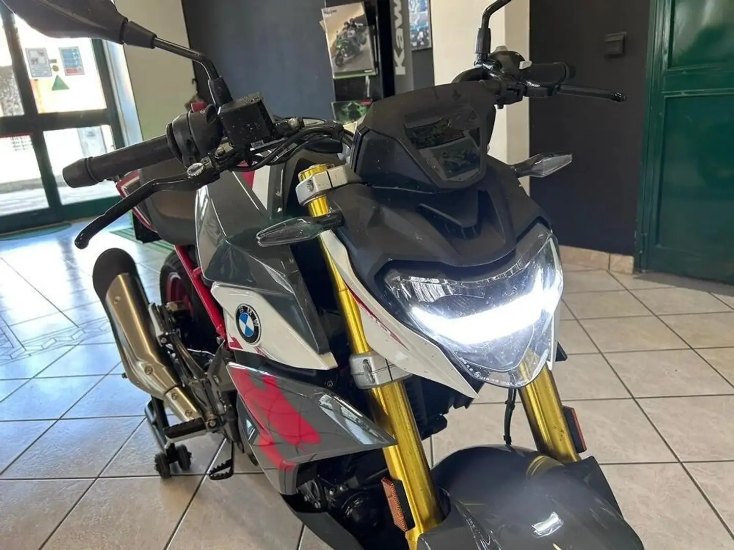 BMW G 310 R Gri - 1