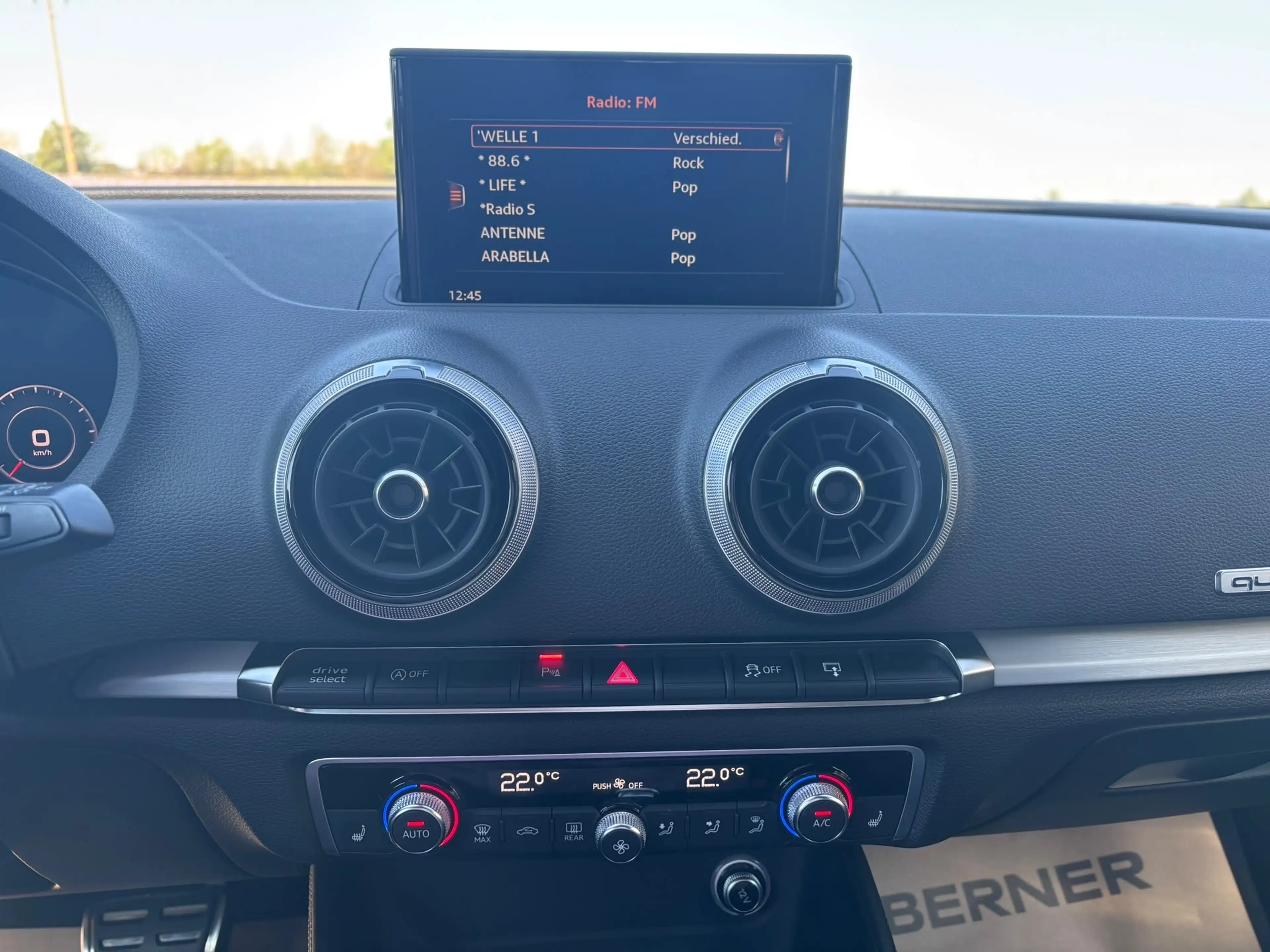 Audi S3 2.0 TFSI quattro*S-Tronic*VirtualCockpit* — photo 13