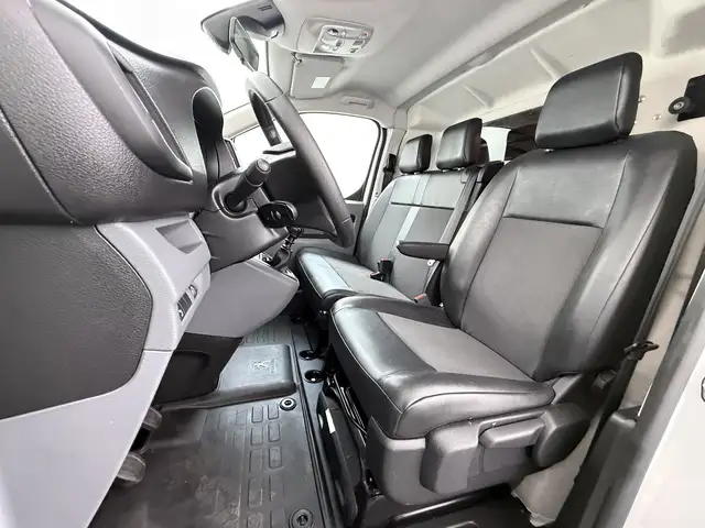 Peugeot Expert view 8
