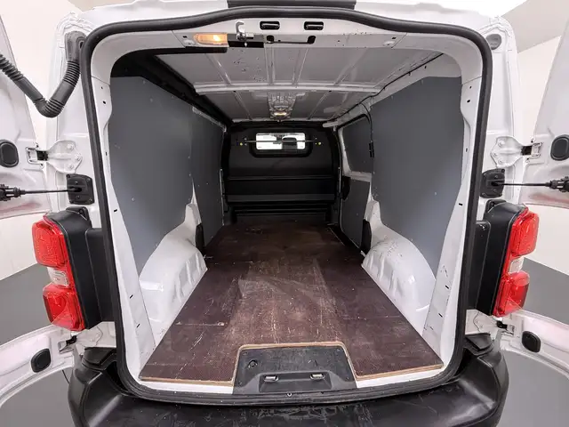 Peugeot Expert view 13