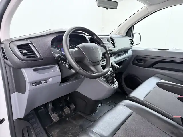 Peugeot Expert view 3