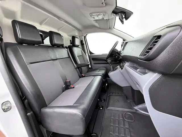 Peugeot Expert view 9