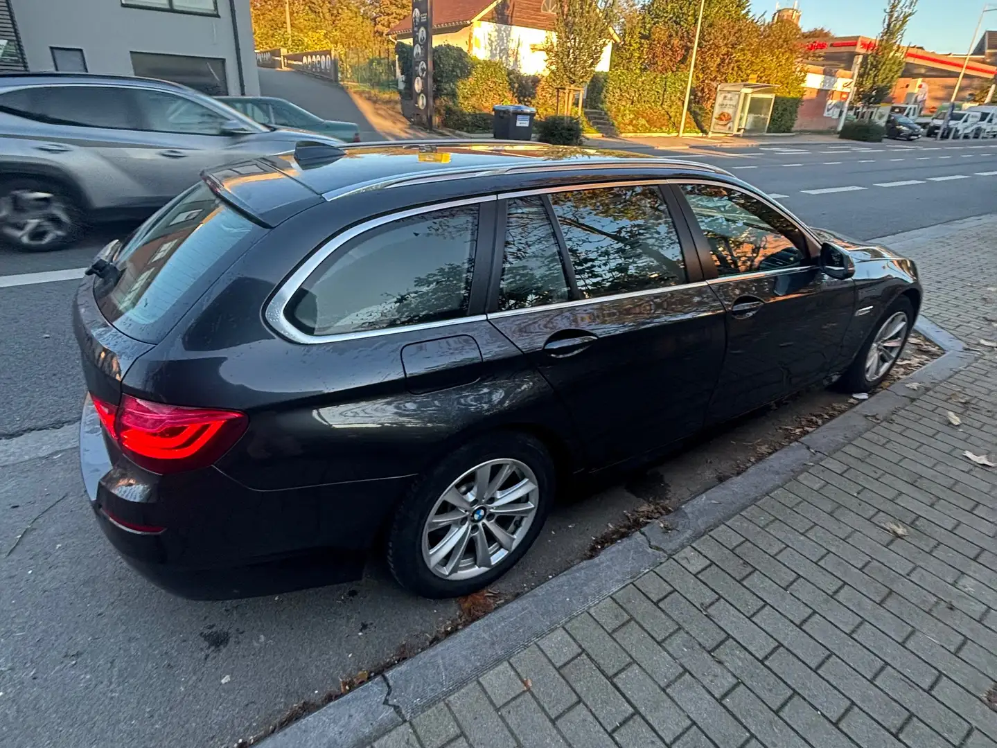 BMW 518 Touring d Negro - 2