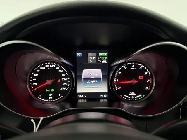 Mercedes-Benz C-Class view 21
